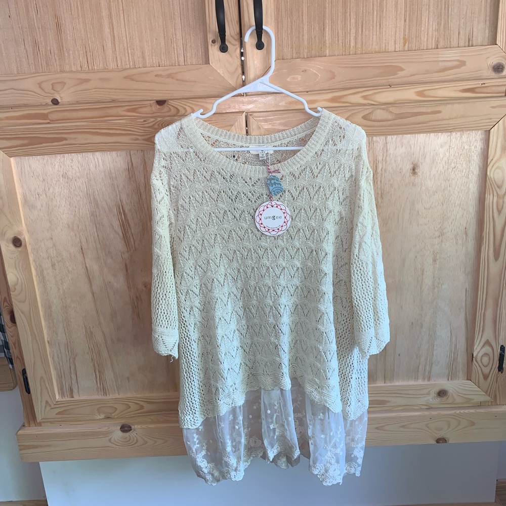 Umgee NWT crochet lace oversized boho sweater shirt size M